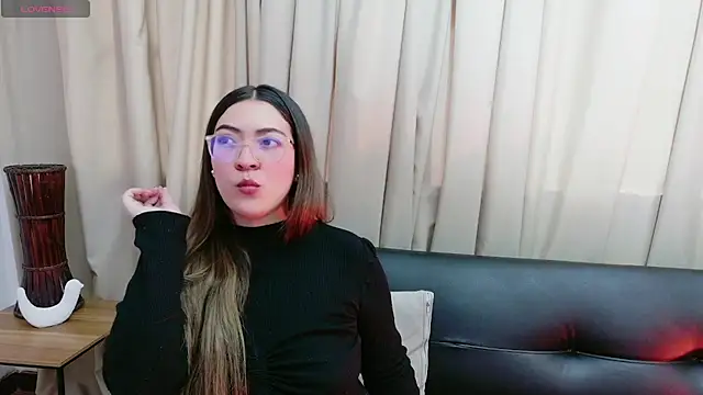 Mila_white1