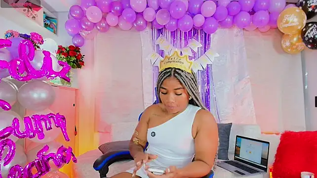 SilvannaFitt webcam stripchat model stream image