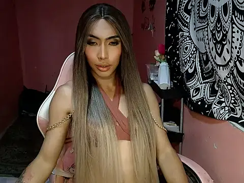 ChichayFOX live cam on StripChat