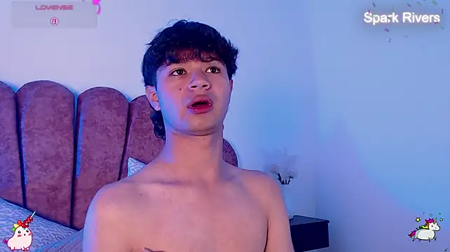 SparkRivers live cam on StripChat