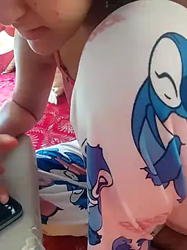 kati_sexxi live cam on StripChat