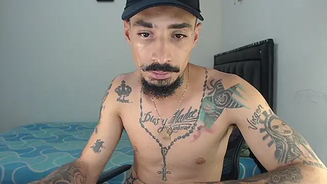 emiliano_hottt webcam