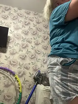 LoloMensens live sex cam