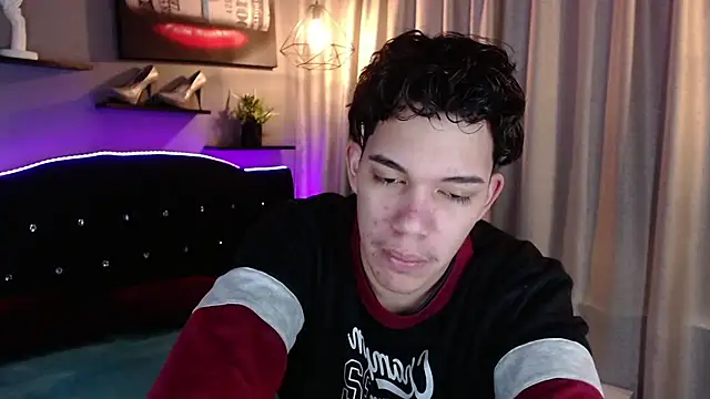 haku_nayro webcam stripchat model stream image