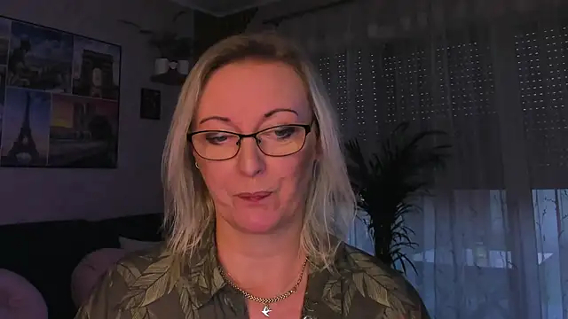 vanessa_chat