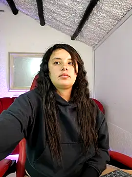 Nathaly_low1