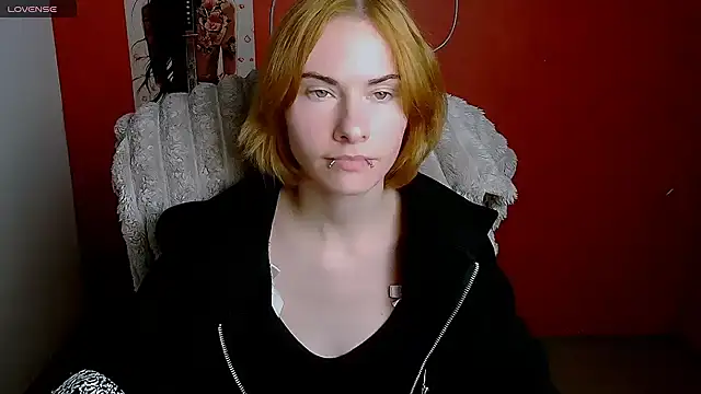 Fiona_Night live cam on StripChat