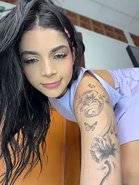 ArieliciousXXX webcam