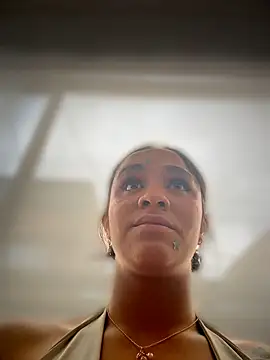 Isabella-Teen