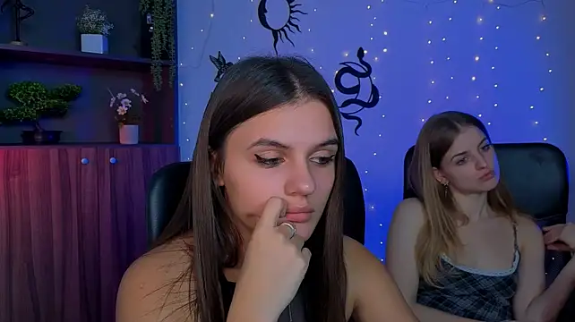 lisa_dark_