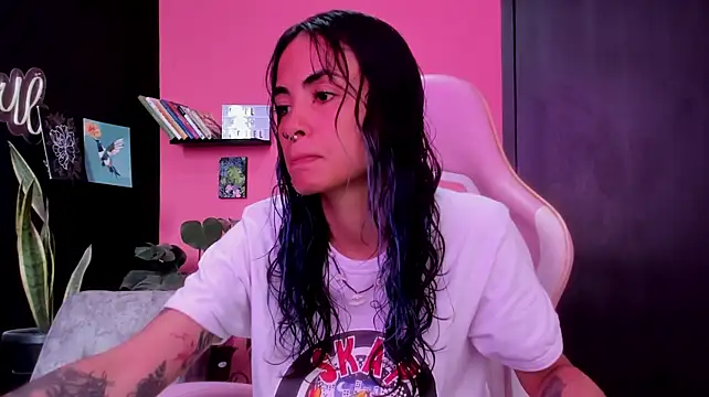 azula_lillet live cam on StripChat
