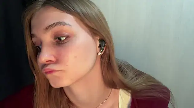 Babysmall_girl live cam on StripChat