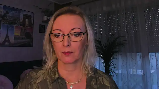 vanessa_chat live cam on StripChat