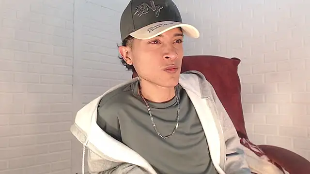 Edward_Milleer live sex cam
