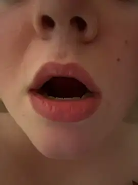 LoloMensens webcam stripchat model stream image