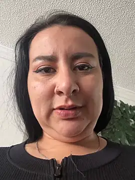 Abril_Luv webcam