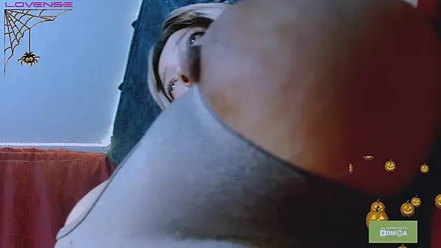 Honey_Lucy1