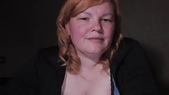 KrisryOxNiksss webcam stripchat model stream image