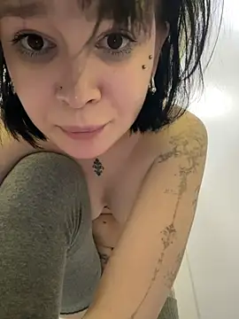 MietteDream webcam stripchat model stream image