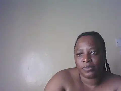 Aminatta_1 webcam