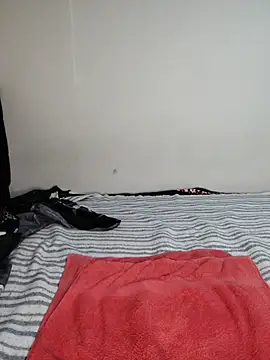 samm_curvy