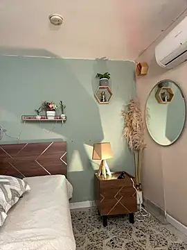 YariRose live sex cam
