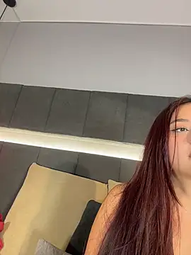 nicolle_pierce webcam stripchat model stream image