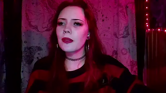 Alluring_Silk live cam on StripChat