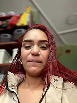 Sara-77 webcam