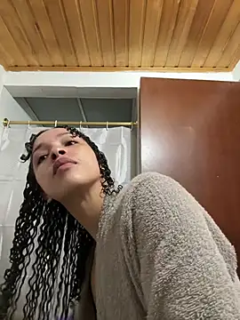Yasmin777_