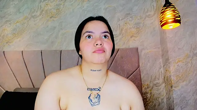Mia_candy_0