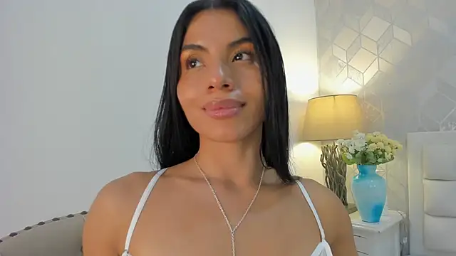 naia_cox