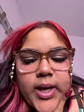 RoxxyRed_
