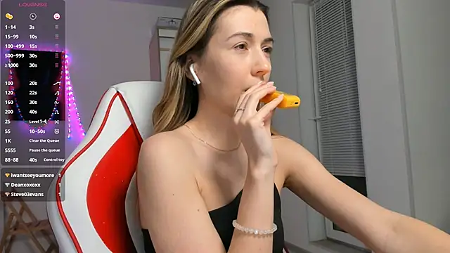 HotCarolineXO