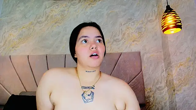 Mia_candy_0