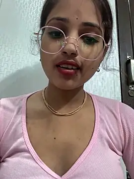 Ahana_Cutie live cam on StripChat