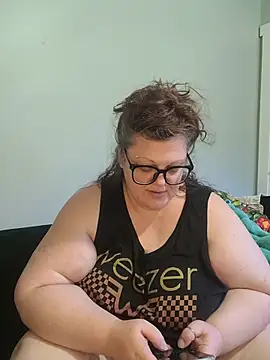 ticklesquirt webcam stripchat model stream image
