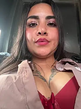 MAYE__13 live cam on StripChat
