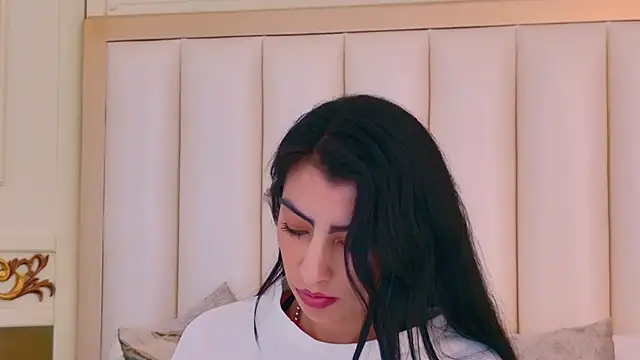NinnaPiers webcam stripchat model stream image