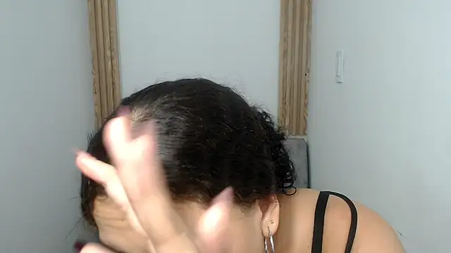 alixon_ass live cam on StripChat