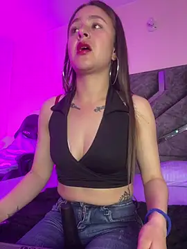 tatti_ec webcam stripchat model stream image