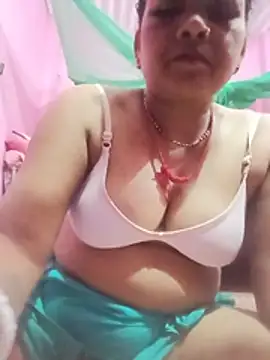 BHABHI-JI69 live cam on StripChat