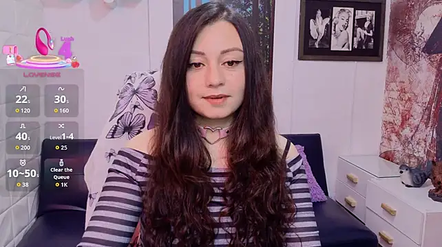 Eva_Roussell