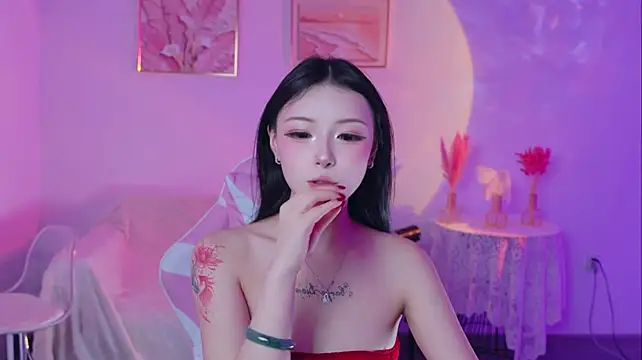 Xiyu-Ada live cam on StripChat