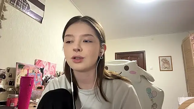 KeshiaTayan webcam