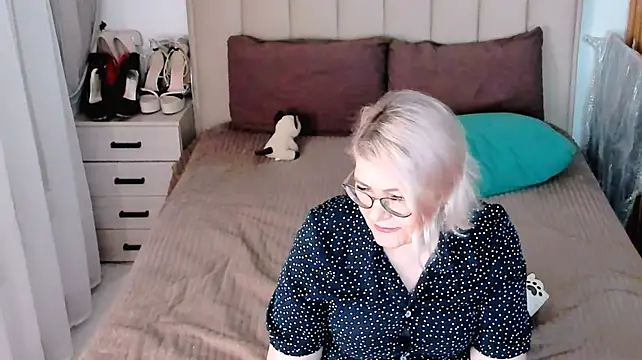 sabrinamacmarren live cam preview