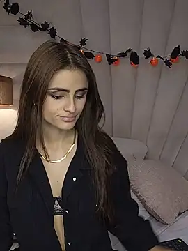Ariaa_Collins