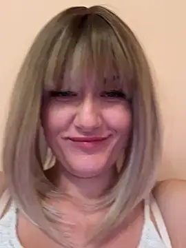 LunaFoxs webcam stripchat model stream image