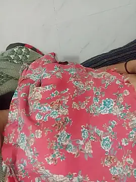 Hot_Riya_999