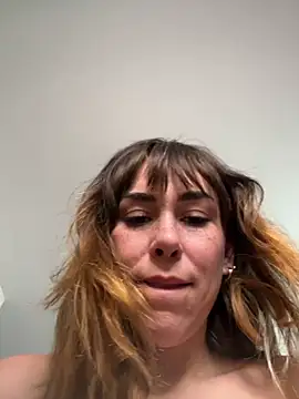 MommyGambit live sex cam
